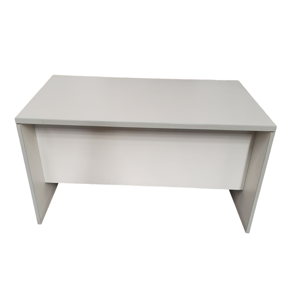 Mesa de escritorio simple